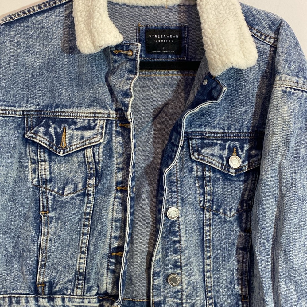 Jean Jacket - Picture 2 of 3